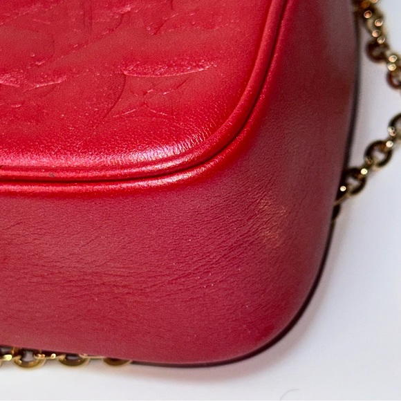 Louis Vuitton Lambskin Embossed Monogram Fall In Love Sac Coeur Heart bag - Picture 10 of 16